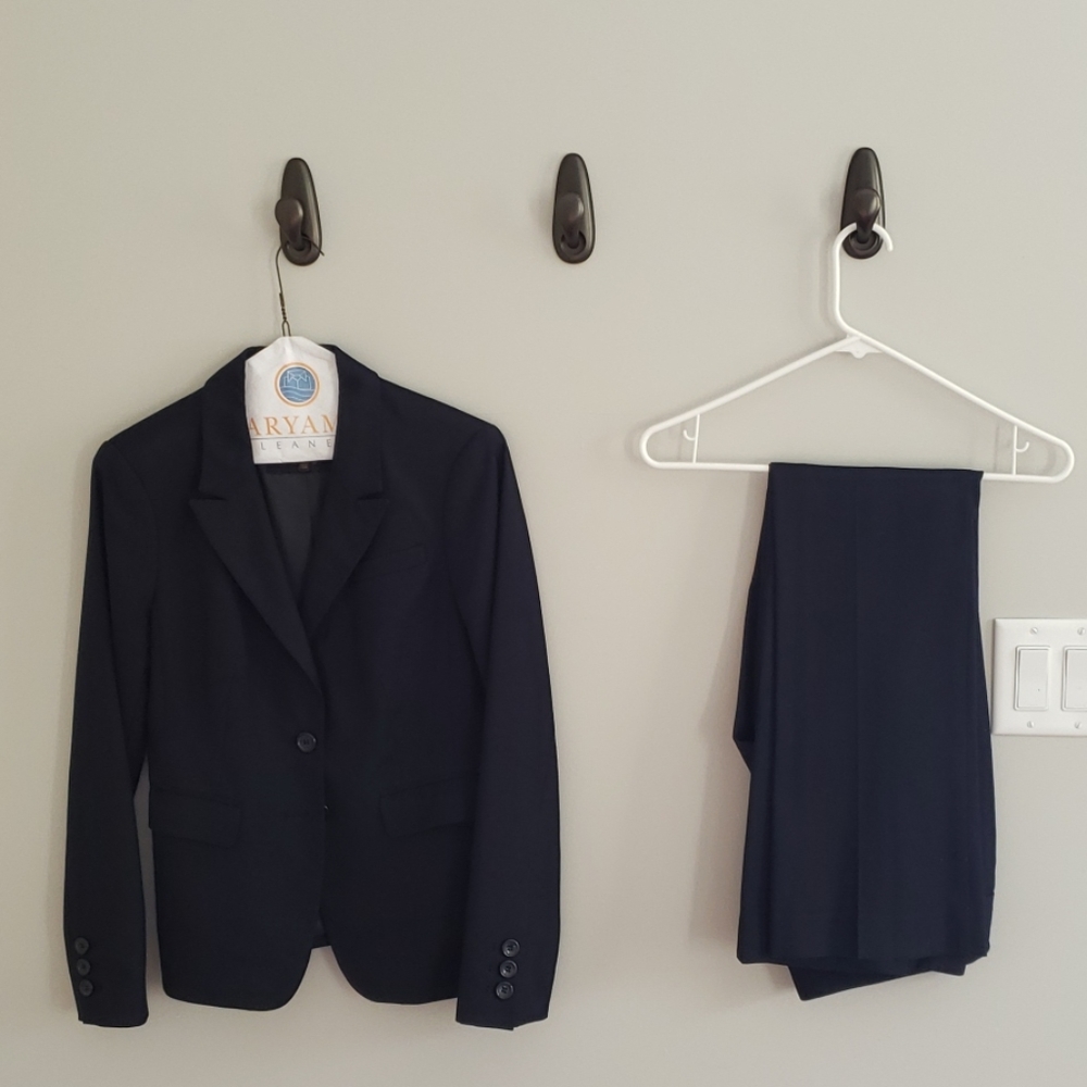 The Limited Drew Fit navy suit